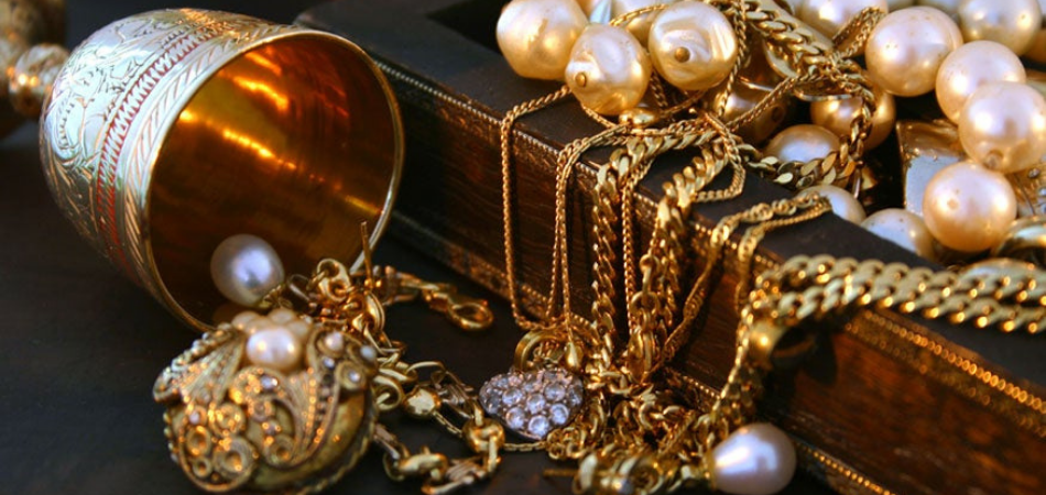 Why Your Jewelry May Rust