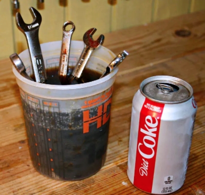 How to Restore Rusty Metals Using Diet Coke