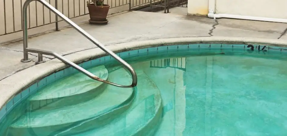 Does Aluminum Rust In Pool Water