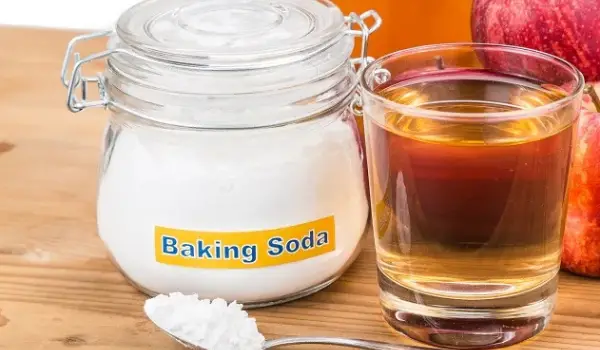 Precautions to Take when Using a Mixture of Vinegar and Baking Soda to Remove Rust